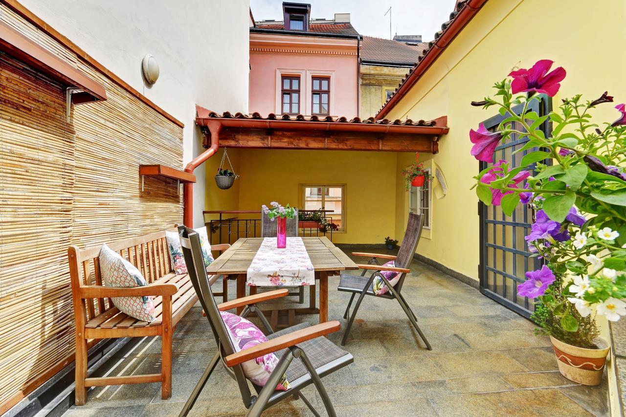 Historic Centre Apartments VII Prague Exterior photo